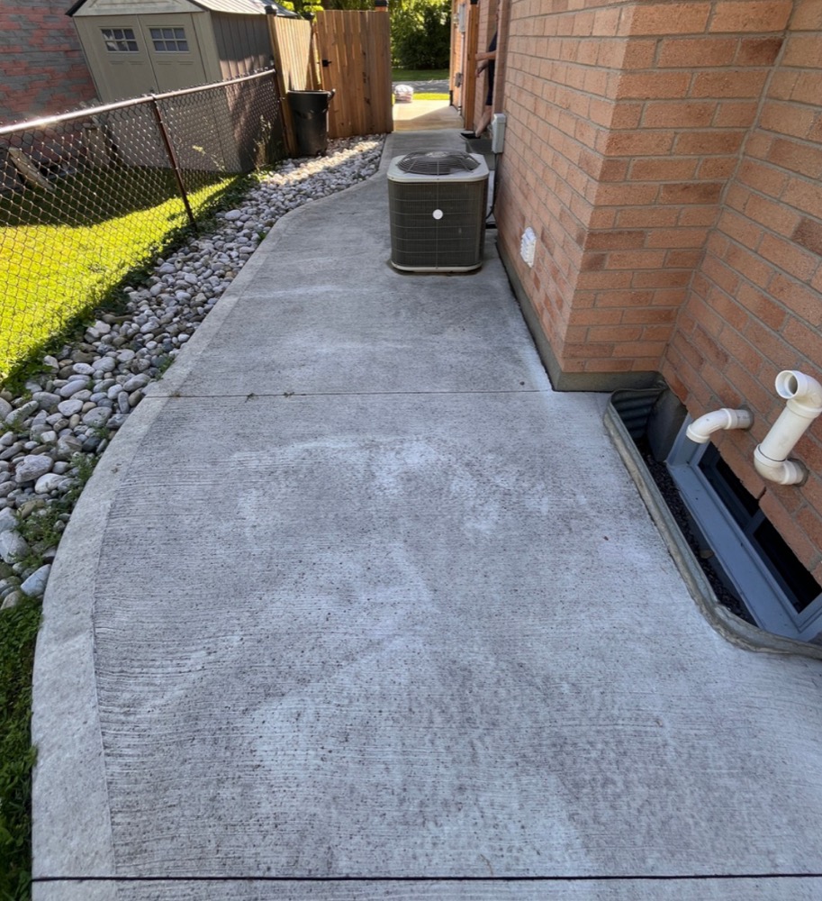 Project 10 before power washing in London, Ontario